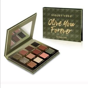 Violet Voss - Olive You Forever Palette